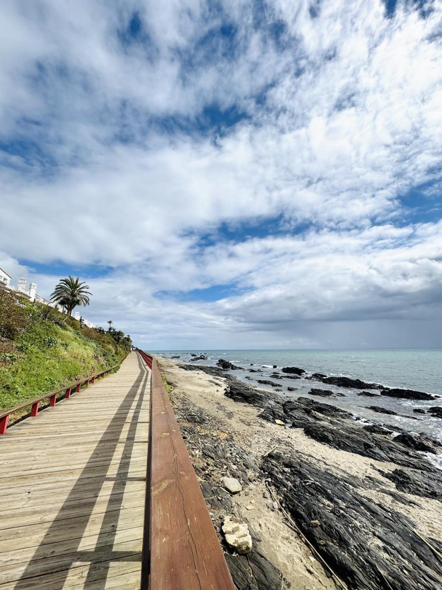 Amazing Sea View Apartment In Miraflores La Cala De Mijas Exterior photo